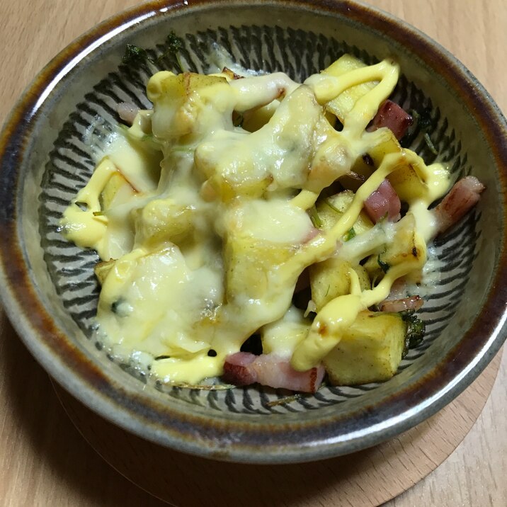 さつまいもとベーコンのチーズ焼き